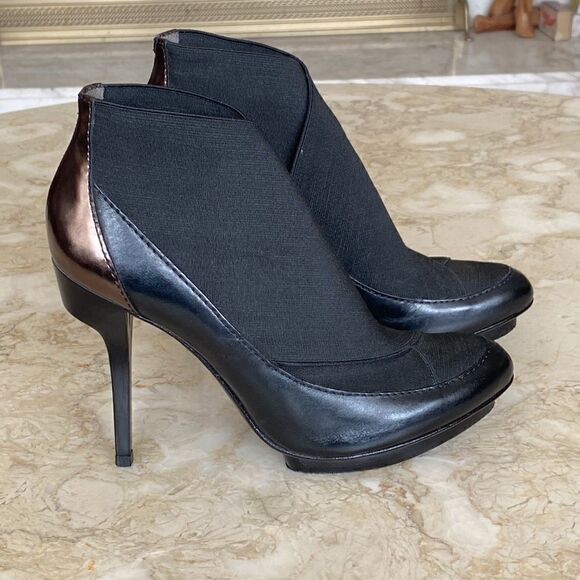 BCBG MaxAzria Platform Stiletto Heel Ankle Booties - Picture 2 of 12